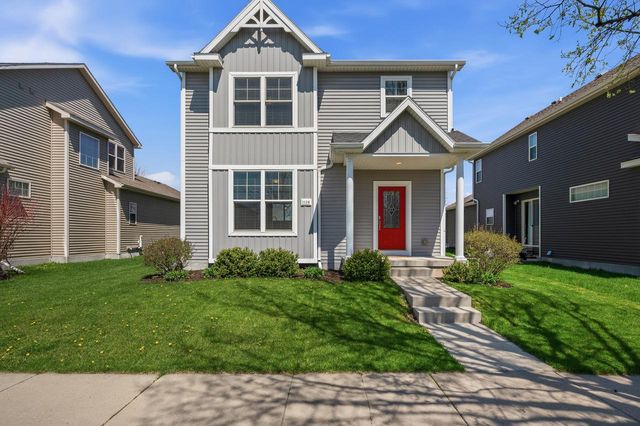 1126 Okeeffe AVENUE, Sun Prairie, WI 53590