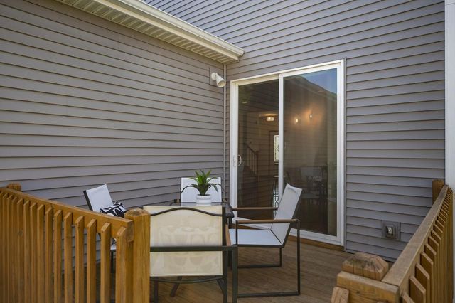 1126 Okeeffe AVENUE, Sun Prairie, WI 53590