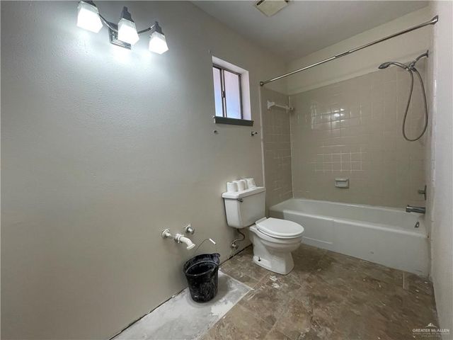 107 W 20th Street, Weslaco, TX 78596
