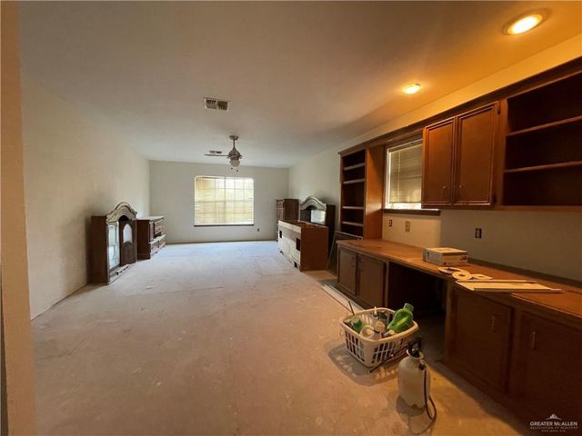107 W 20th Street, Weslaco, TX 78596