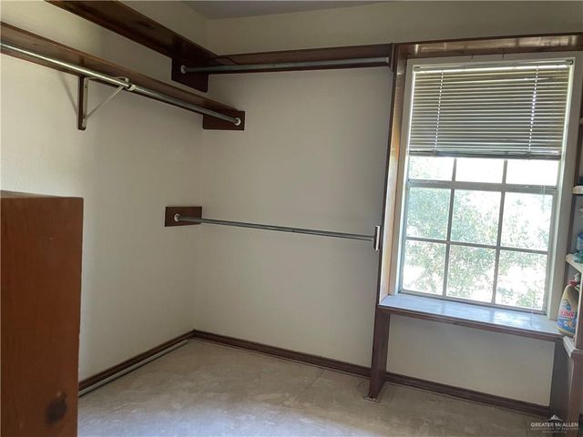 107 W 20th Street, Weslaco, TX 78596