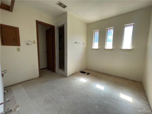 107 W 20th Street, Weslaco, TX 78596