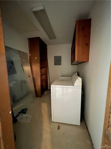107 W 20th Street, Weslaco, TX 78596