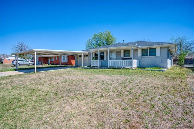 752 N Norman Avenue, Moore, OK 73160