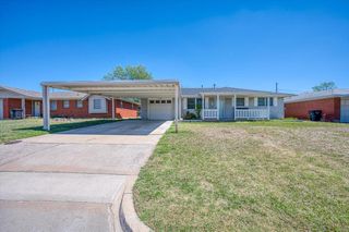 752 N Norman Avenue, Moore, OK 73160