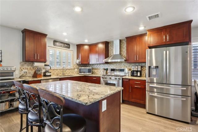 1272 N Ukiah, Upland, CA 91786