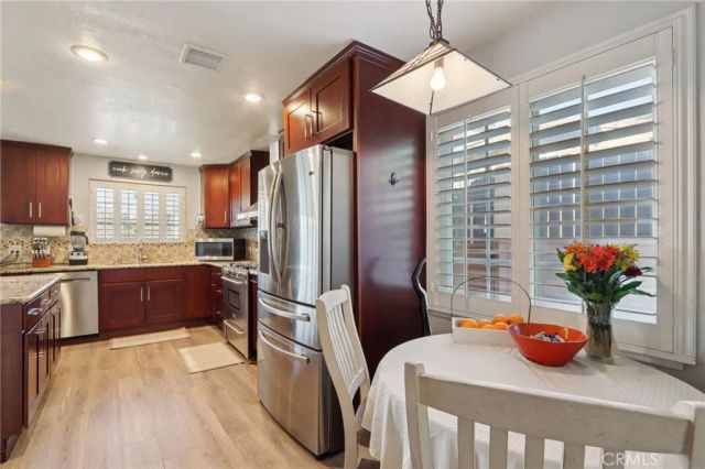 1272 N Ukiah, Upland, CA 91786