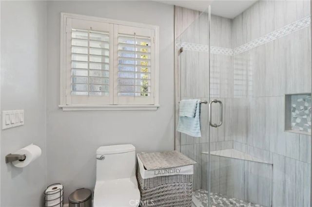 1272 N Ukiah, Upland, CA 91786