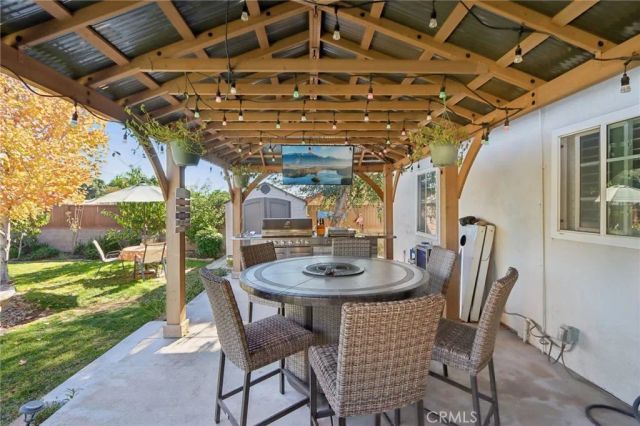 1272 N Ukiah, Upland, CA 91786