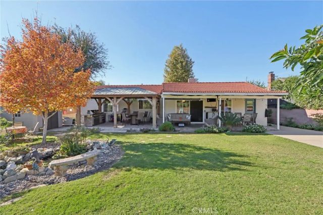1272 N Ukiah, Upland, CA 91786