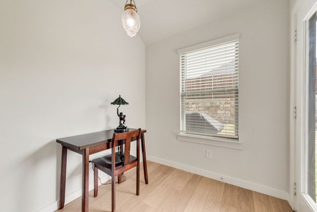 6424 Fiddle Road, Fort Worth, TX 76036