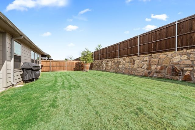 6424 Fiddle Road, Fort Worth, TX 76036