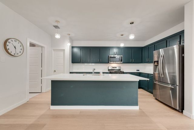 6424 Fiddle Road, Fort Worth, TX 76036