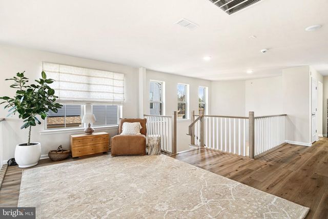 2016 MARQUIS LN, Jamison, PA 18929