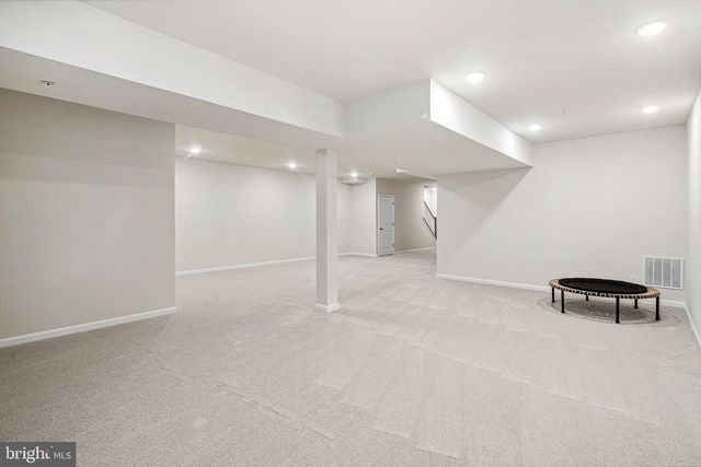 2016 MARQUIS LN, Jamison, PA 18929