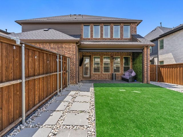 1815 Gresham Drive, Farmers Branch, TX 75234