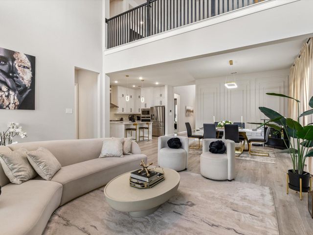 1815 Gresham Drive, Farmers Branch, TX 75234