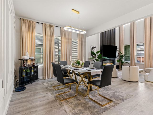 1815 Gresham Drive, Farmers Branch, TX 75234