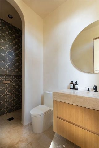 5824 Manton Avenue, Woodland Hills, CA 91367