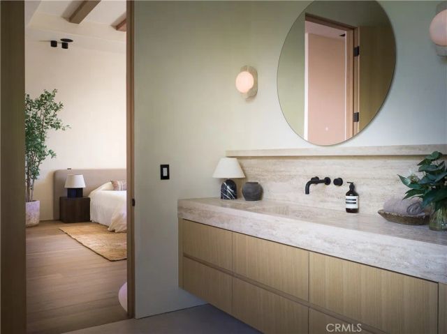 5824 Manton Avenue, Woodland Hills, CA 91367