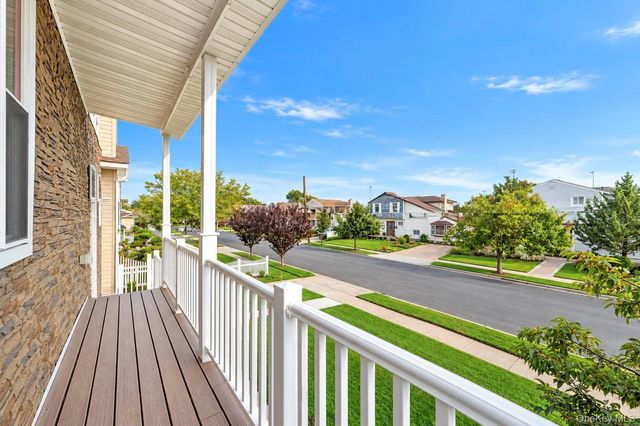 68 Ann Drive, Freeport, NY 11520