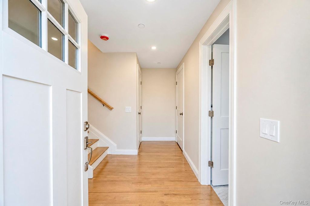 68 Ann Drive, Freeport, NY 11520 — photo 4