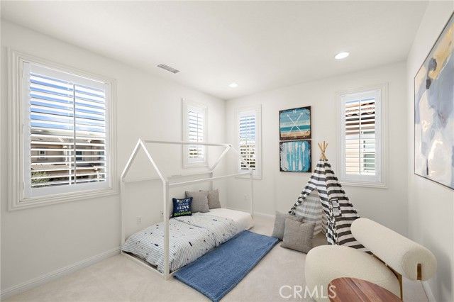 12 Belladonna, Lake Forest (el Toro), CA 92630