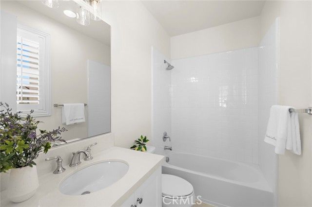 12 Belladonna, Lake Forest (el Toro), CA 92630