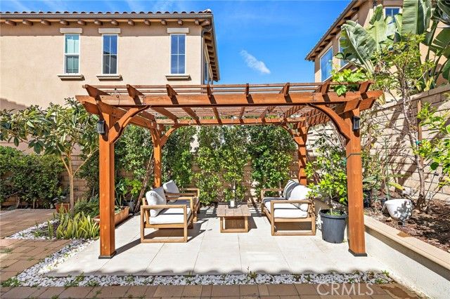 12 Belladonna, Lake Forest (el Toro), CA 92630