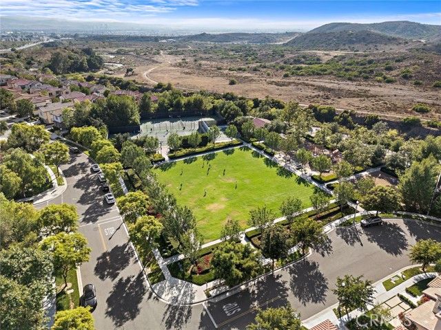 12 Belladonna, Lake Forest (el Toro), CA 92630