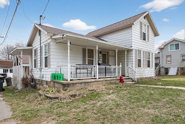 413 East STREET, Baraboo, WI 53913