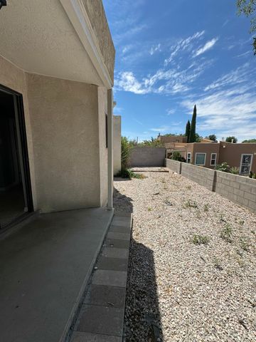 9405 Cyndi Court NE, Albuquerque, NM 87112