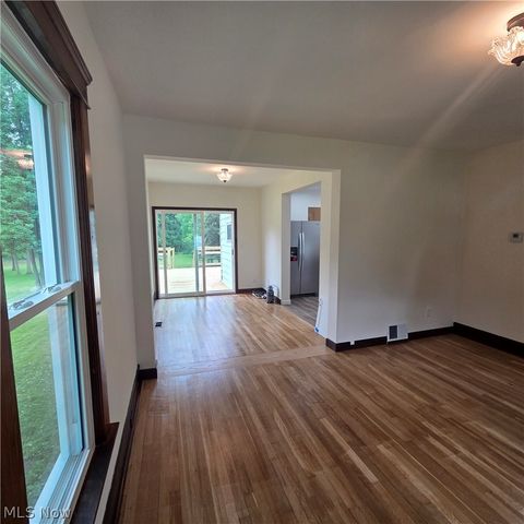 9964 E River Road, Elyria, OH 44035