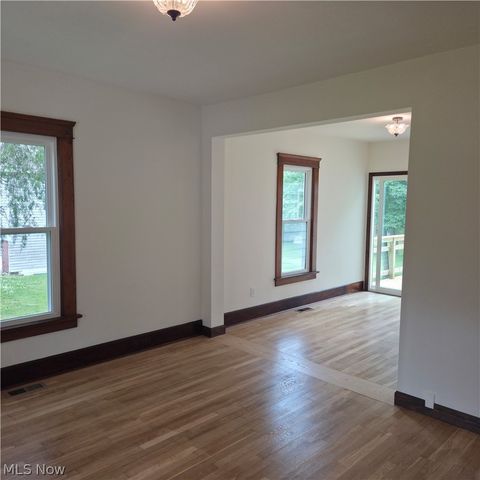 9964 E River Road, Elyria, OH 44035