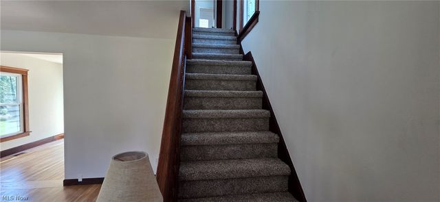 9964 E River Road, Elyria, OH 44035