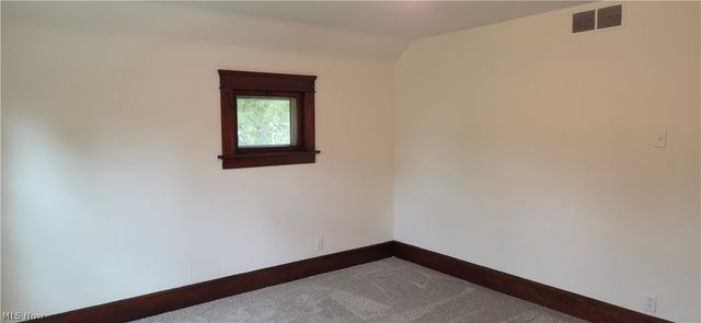 9964 E River Road, Elyria, OH 44035