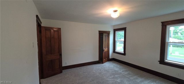 9964 E River Road, Elyria, OH 44035