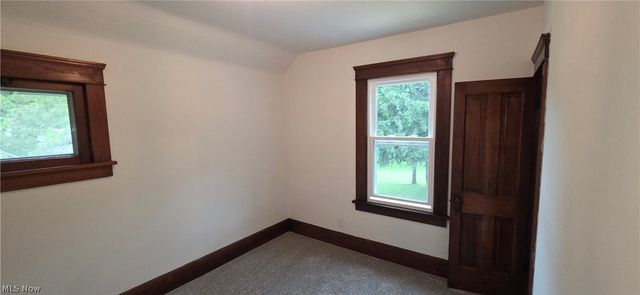 9964 E River Road, Elyria, OH 44035