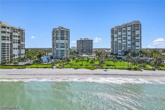 4031 Gulf Shore BLVD N 3B, Naples, FL 34103