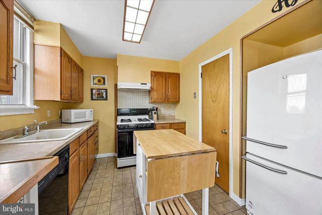 7611 CENTRAL AVE, Philadelphia, PA 19111