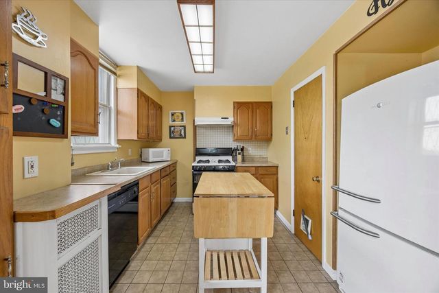 7611 CENTRAL AVE, Philadelphia, PA 19111