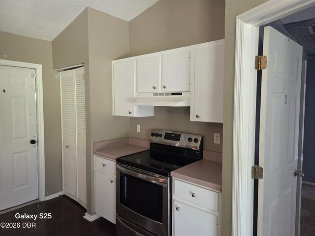 340 Pine Breeze Drive, Edgewater, FL 32141