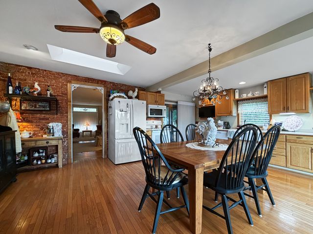 110 W Mason Street, Lena, IL 61048