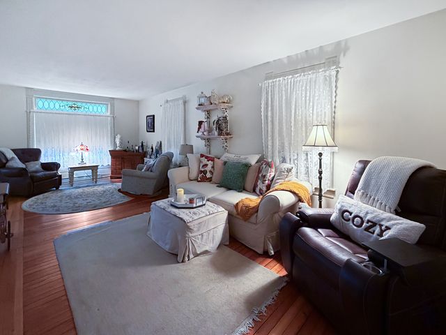 110 W Mason Street, Lena, IL 61048