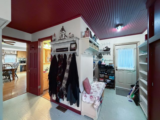 110 W Mason Street, Lena, IL 61048