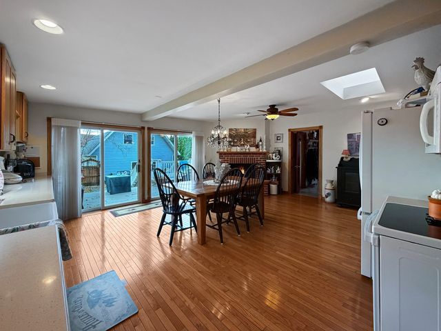 110 W Mason Street, Lena, IL 61048