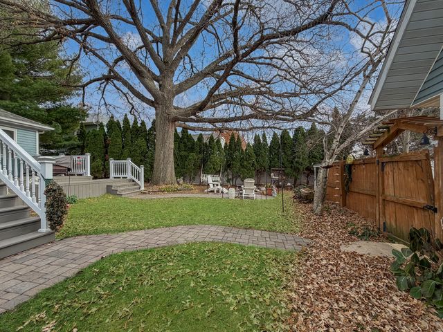 110 W Mason Street, Lena, IL 61048