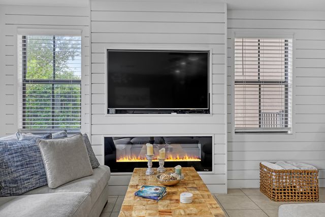 5024 Laurel Oak Drive, Riviera Beach, FL 33410