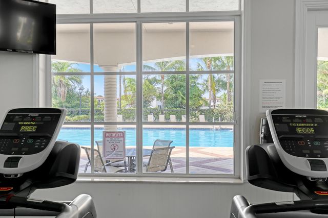 5024 Laurel Oak Drive, Riviera Beach, FL 33410