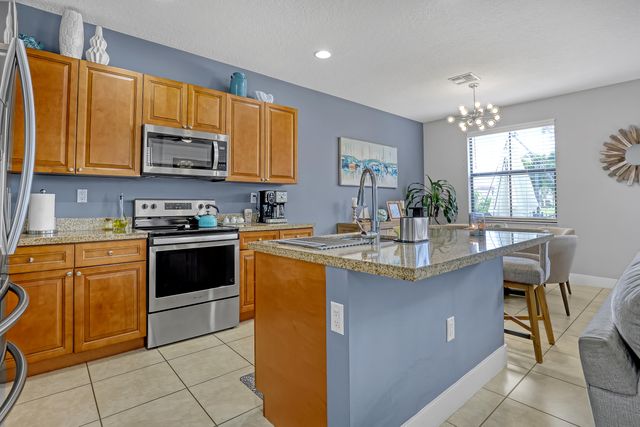 5024 Laurel Oak Drive, Riviera Beach, FL 33410